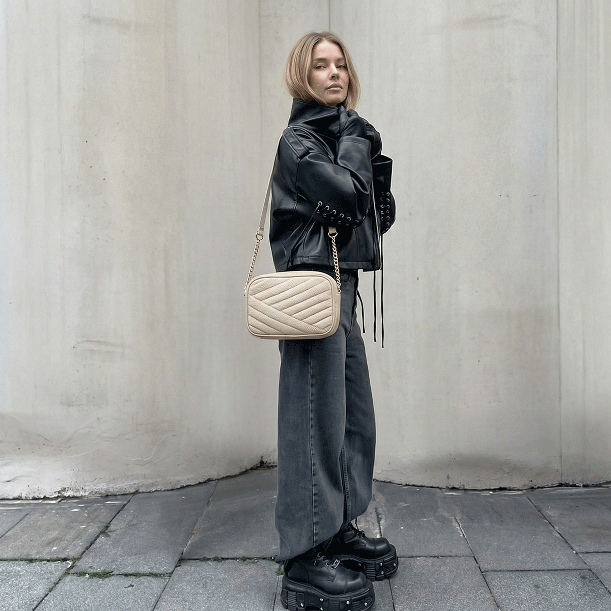 Bolso Dione hueso